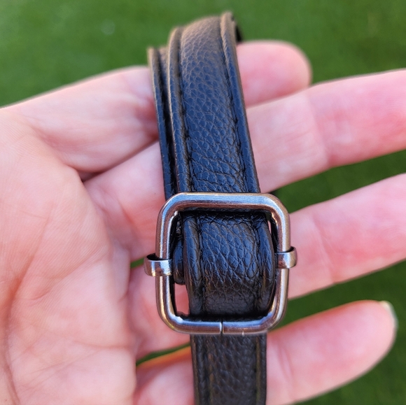 Steve Madden Black Bagata Crossbody And Wristlet. - Picture 7 of 16